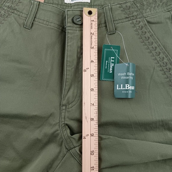 LLBean Favorite Fit Lake Washed Embroidered Shorts Deep Olive Women Size 10 - Picture 4 of 9